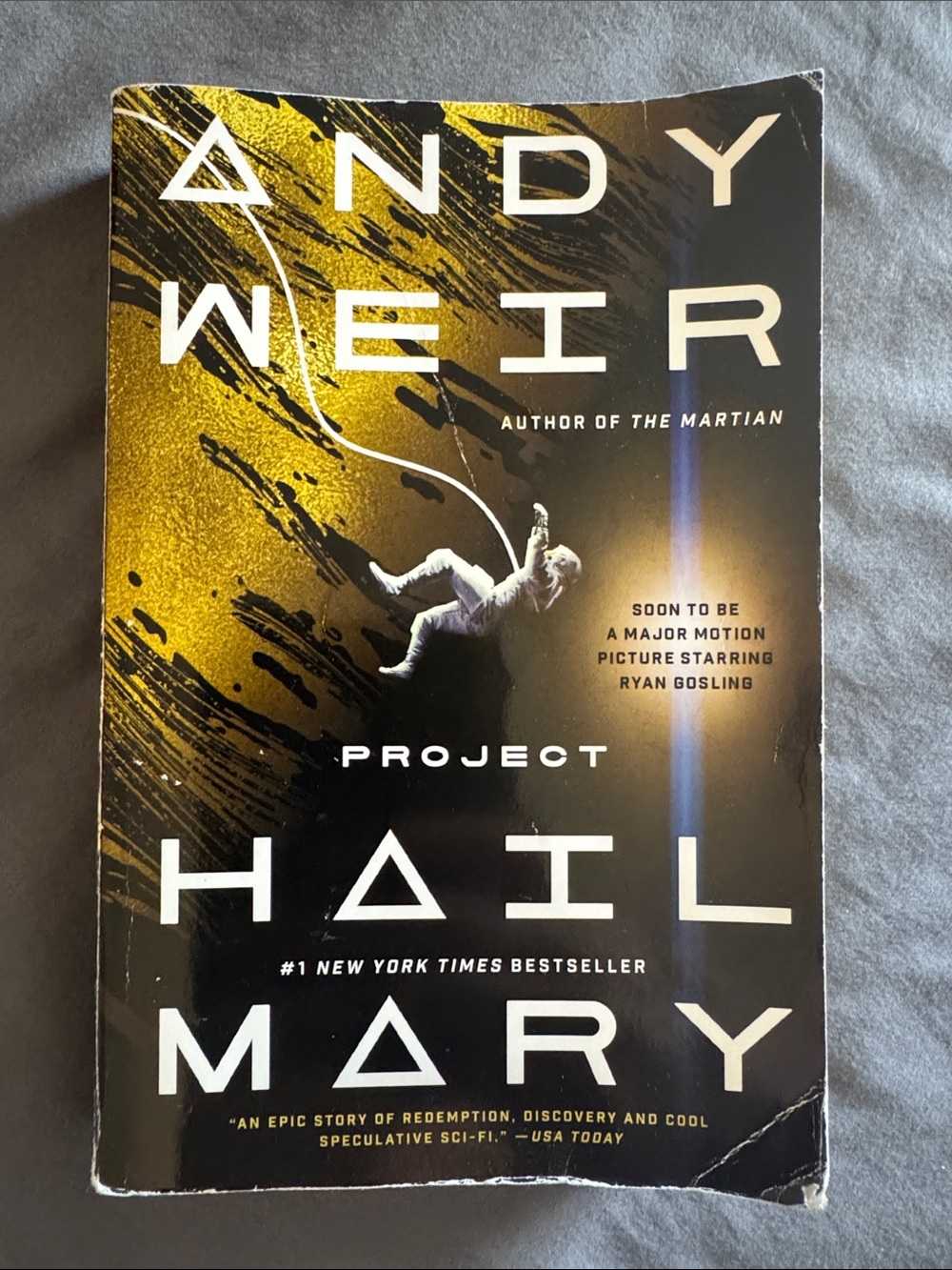 📚 3/$20 Andy Weir Project Hail Mary Paperback — Black & Gold Cover
